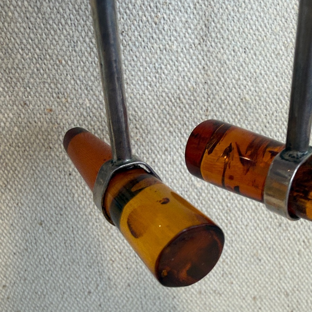Elegant Amber and Silver Dangle Earrings - Picture 7 of 8